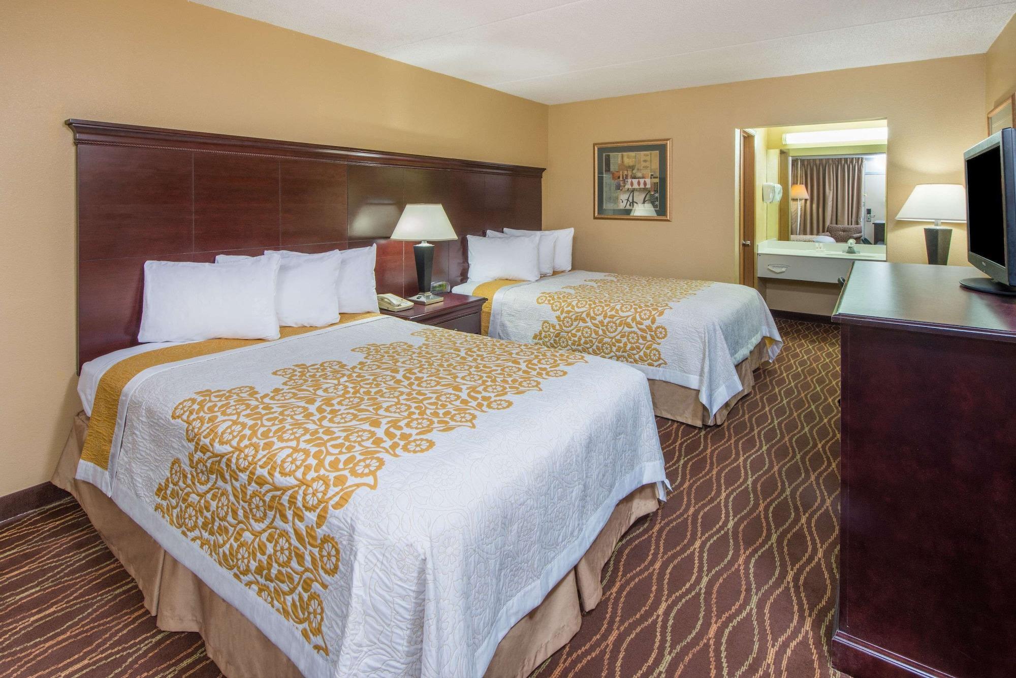Days Inn By Wyndham Paducah Eksteriør bilde