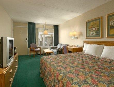 Days Inn By Wyndham Paducah Rom bilde